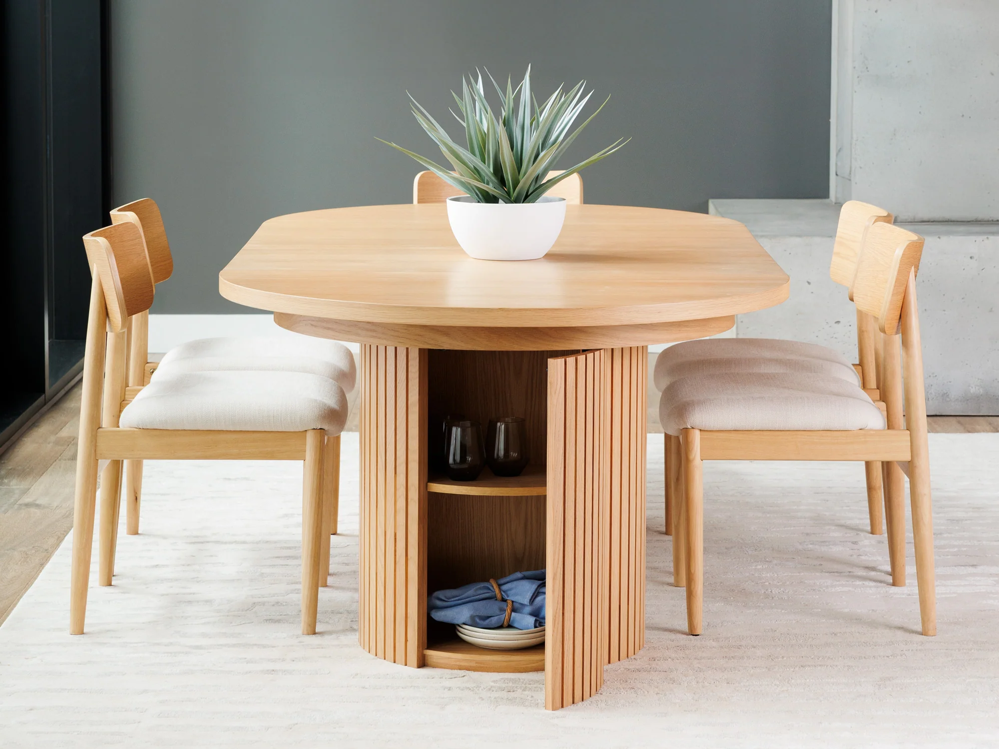 Round Dining Set - The Host - Image 18