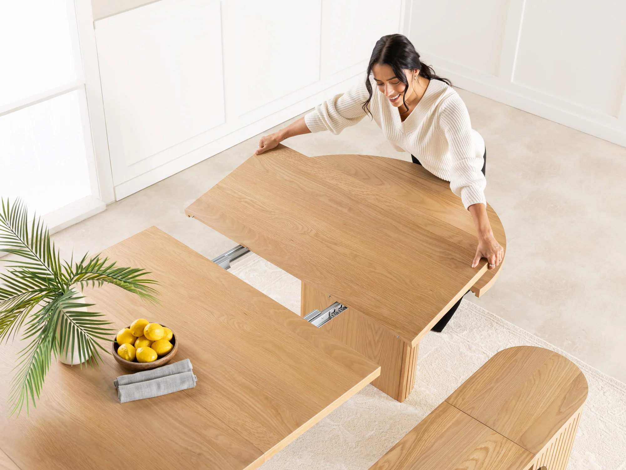 Round Dining Set - The Host - Image 20