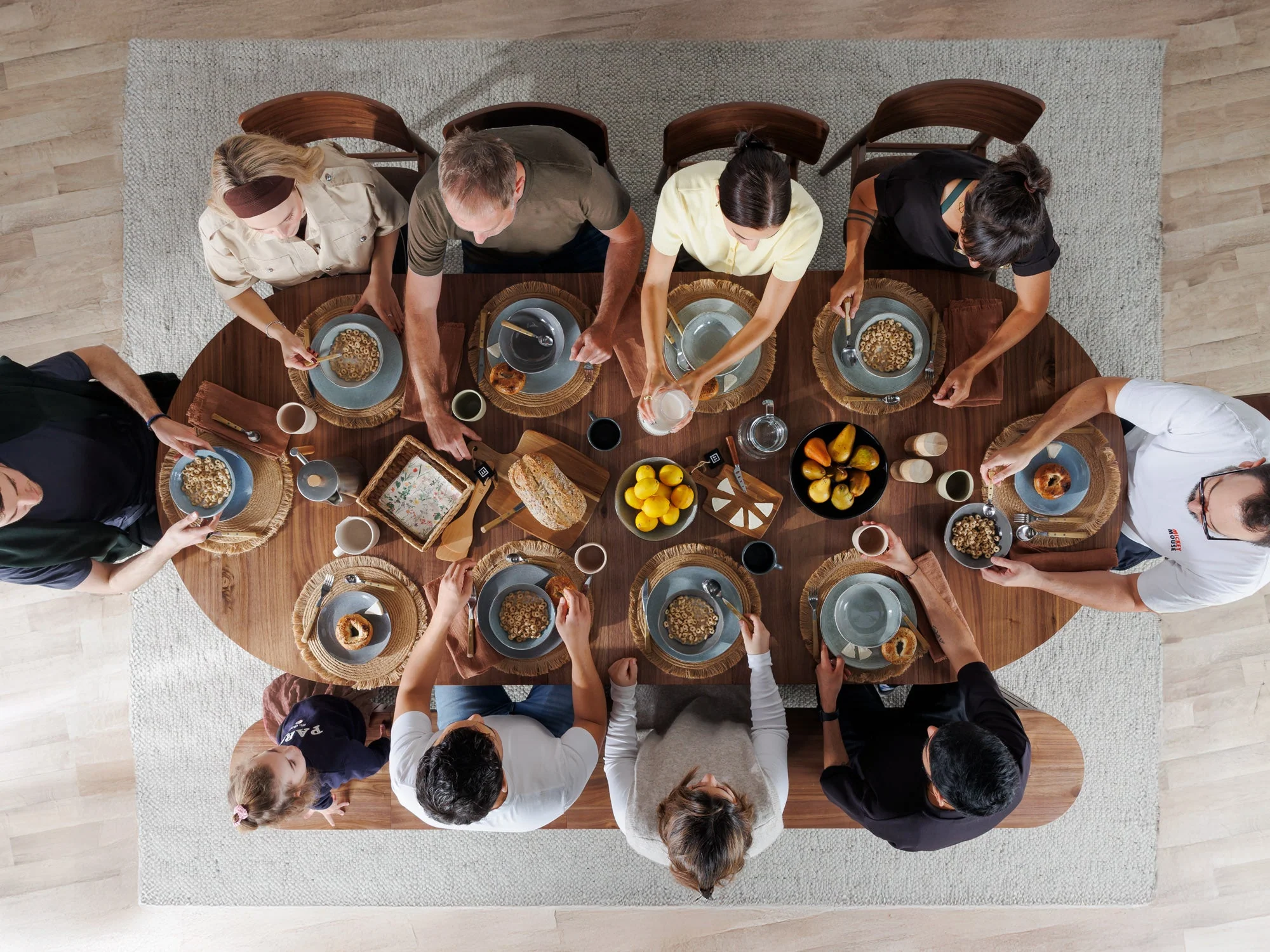 Round Dining Set - The Host - Image 67