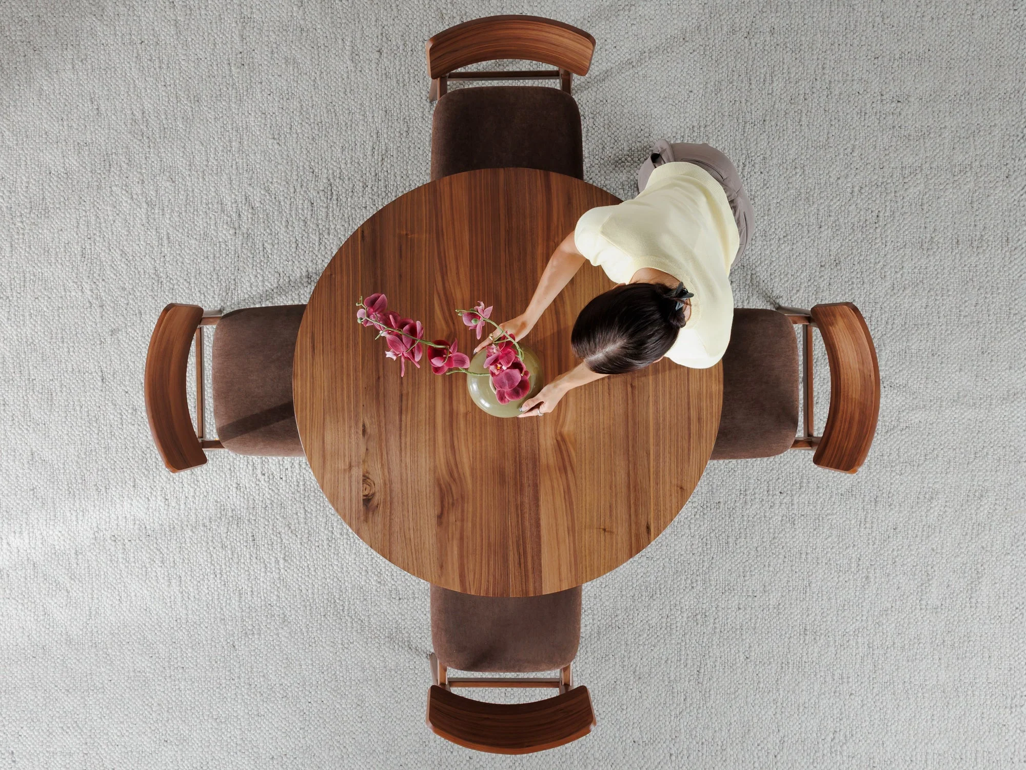 Round Dining Set - The Host - Image 68